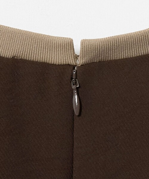 UNITED ARROWS（ユナイテッドアローズ）の「COMFY ７分袖 プルオーバー ブラウス ‐ウォッシャブル 防汚 UVカット‐（シャツ/ブラウス・レディース・ブラック/ダークブラウン・FREE）」の22枚目の写真