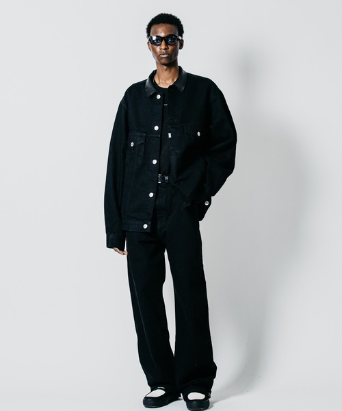 CRIMIE(クライミー)の「BORN FREE WIDE LUXURY SELVEDGE ONE WASH JEANS - BLACK MADE IN JAPAN(デニムパンツ・メンズ・ブラック・XXL/XL/L/M/S)」の1枚目の写真