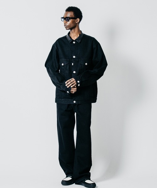 CRIMIE(クライミー)の「BORN FREE WIDE LUXURY SELVEDGE ONE WASH JEANS - BLACK MADE IN JAPAN(デニムパンツ・メンズ・ブラック・XXL/XL/L/M/S)」の2枚目の写真