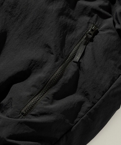 NANGA(ナンガ)の「NANGA/ナンガ SP HOODIE DOWN JACKET/別注 フーディー ダウンジャケット(ダウンジャケット/コート・メンズ・ブラック/オリーブ/グレー・X-LARGE/LARGE/MEDIUM/SMALL)」の20枚目の写真