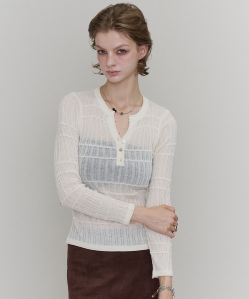 Rohwel（ローウェル）の「Sheer Random Rib Henley Top / シアーランダムリブヘンリートップ（カーディガン/ボレロ・レディース・グレー/ホワイト/ブラック・FREE）」の9枚目の写真