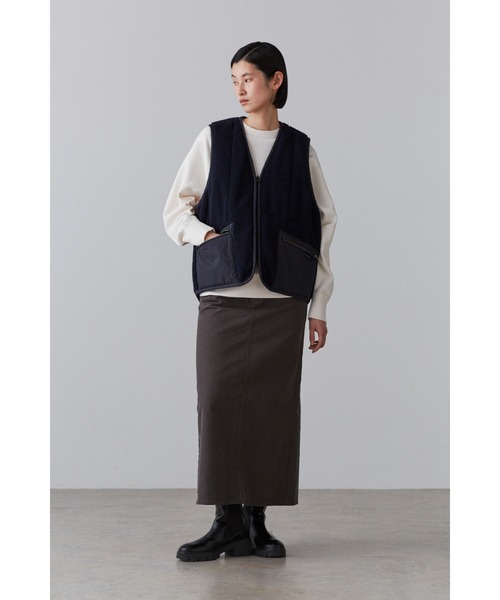 YLEVE(イレーヴ)の「LAVENHAM × YLEVE / REVERSIBLE ZIP FRONT GILET(ブルゾン・レディース・ネイビー・1)」の17枚目の写真