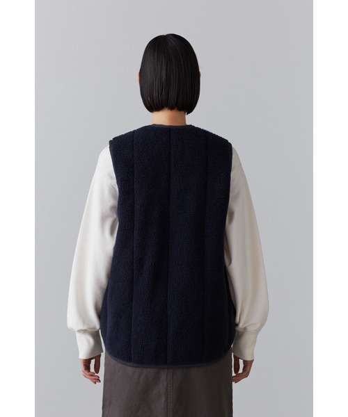 YLEVE(イレーヴ)の「LAVENHAM × YLEVE / REVERSIBLE ZIP FRONT GILET(ブルゾン・レディース・ネイビー・1)」の12枚目の写真