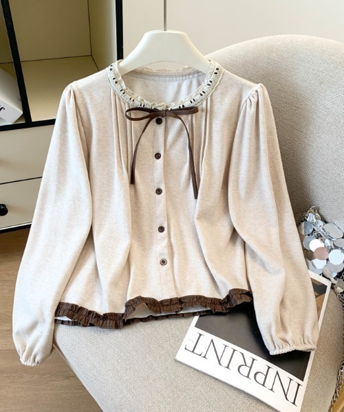 AMAJI（アマジ）の「リボン ロングスリーブ ブラウス（シャツ/ブラウス・レディース・ブラック/ホワイト/ベージュ・SMALL/MEDIUM/LARGE/X-LARGE）」の3枚目の写真