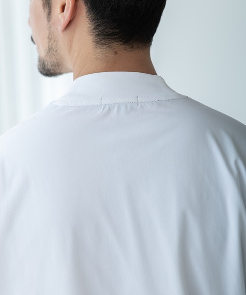 phiten(ファイテン)の「【phiten × BTZ TOKYO】軽量・通気 モックネック長袖Tシャツ(Tシャツ/カットソー・メンズ・ホワイト/ブラック/チャコールグレー・S/M/LL/L/3L)」の7枚目の写真