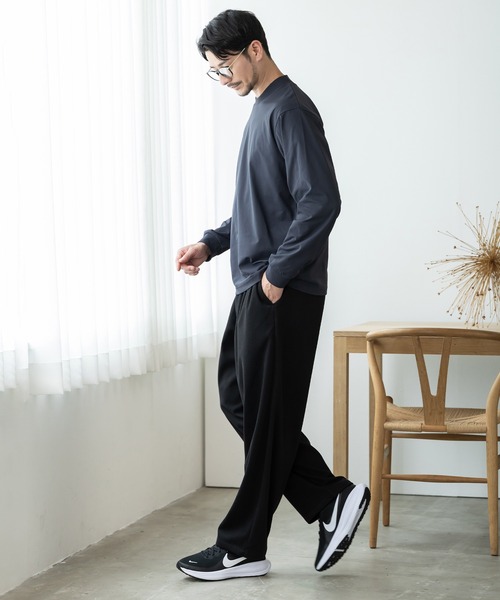 phiten(ファイテン)の「【phiten × BTZ TOKYO】軽量・通気 モックネック長袖Tシャツ(Tシャツ/カットソー・メンズ・ホワイト/ブラック/チャコールグレー・S/M/LL/L/3L)」の21枚目の写真