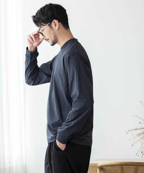 phiten(ファイテン)の「【phiten × BTZ TOKYO】軽量・通気 モックネック長袖Tシャツ(Tシャツ/カットソー・メンズ・ホワイト/ブラック/チャコールグレー・S/M/LL/L/3L)」の22枚目の写真