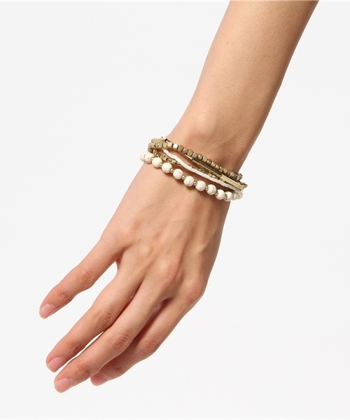 GLOBAL WORK（グローバルワーク）の「セットビーズゴムブレス/714098（ブレスレット・レディース・ブルー/ホワイト/その他1・FREE）」の5枚目の写真