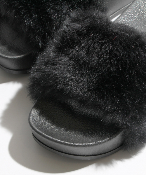 WEGO（ウィゴー）の「WEGO/厚底ファーサンダル（サンダル・レディース・ホワイト/ピンク/パープル/ブラック・LARGE/MEDIUM）」の8枚目の写真