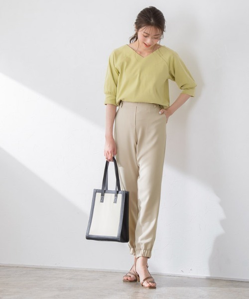 Pierrot（ピエロ）の「選べるS-Lサイズ展開◎高見え素材ジョガーパンツ（その他パンツ・レディース・ブラック/グレイッシュベージュ/ピンクベージュ/チャコール/ベージュ/ネイビー/ストライプ/グレー/ライトカーキ/スモークピンク・S/M/L）」の6枚目の写真