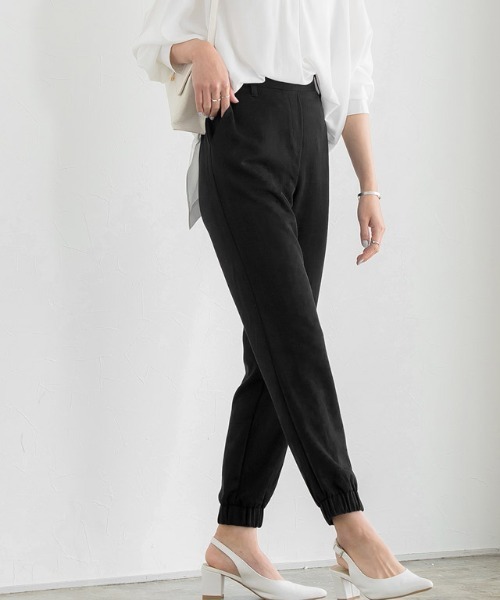 Pierrot（ピエロ）の「選べるS-Lサイズ展開◎高見え素材ジョガーパンツ（その他パンツ・レディース・ブラック/グレイッシュベージュ/ピンクベージュ/チャコール/ベージュ/ネイビー/ストライプ/グレー/ライトカーキ/スモークピンク・S/M/L）」の19枚目の写真