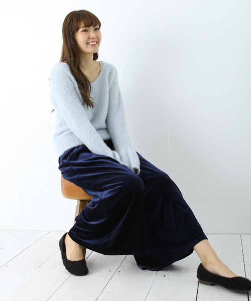 rps（アールピーエス）の「レースアップフェザーＶネックプルオーバー/バックシャンニット（ニット/セーター・レディース・サックスブルー/ライトグレー/ピンク/オフホワイト・M）」の17枚目の写真