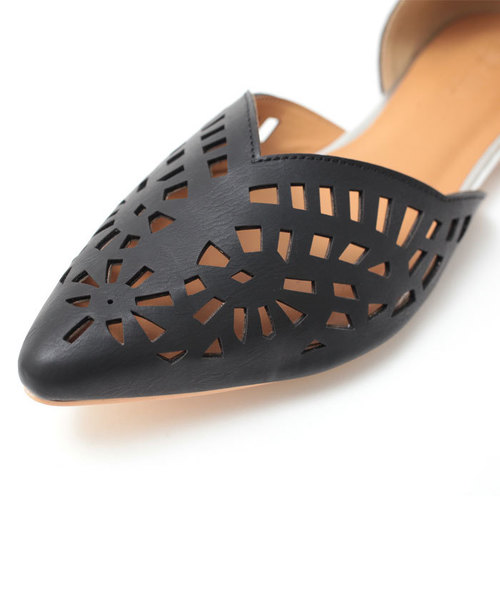 titivate（ティティベイト）の「ﾚｰｽｶｯﾄｾﾊﾟﾚｰﾄﾊﾟﾝﾌﾟｽ（パンプス・レディース・ライトグレー/ブルー/ブラック/カーキ/イエロー/ゴールド/グレー系その他/シルバー・L/M/S/LL）」の15枚目の写真