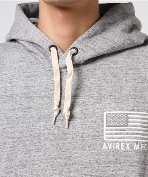 AVIREX（アヴィレックス）の「【直営店限定】L/S STRETCH PULLOVER PARKA/　長袖　ストレッチ　プルオーバーパーカー（パーカー・メンズ・オフホワイト/ブラック/ネイビー/ライトブルーグレー・LARGE/XX-LARGE/MEDIUM/X-LARGE）」の5枚目の写真