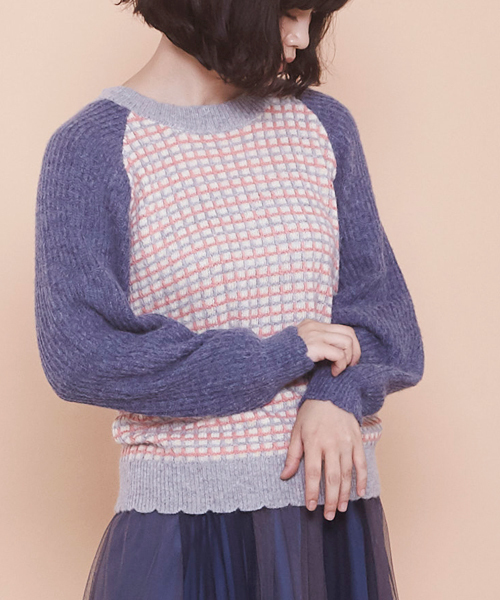POU DOU DOU（プードゥドゥ）の「格子柄配色ニットプルオーバー（ニット/セーター・レディース・ネイビー/グレー/レンガ・3）」の3枚目の写真