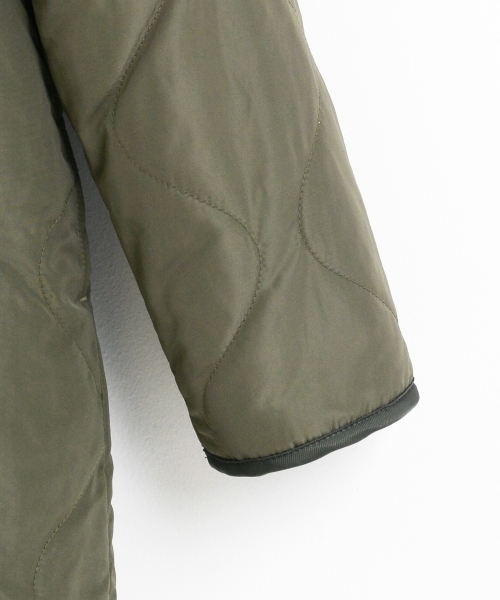 le.coeur blanc(ルクールブラン)の「ボア×キルティングリバーシブルコート(その他アウター・レディース・ブラック/アイボリー/カーキ・38)」の6枚目の写真