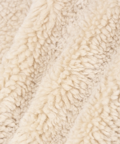 le.coeur blanc(ルクールブラン)の「ボア×キルティングリバーシブルコート(その他アウター・レディース・ブラック/アイボリー/カーキ・38)」の10枚目の写真