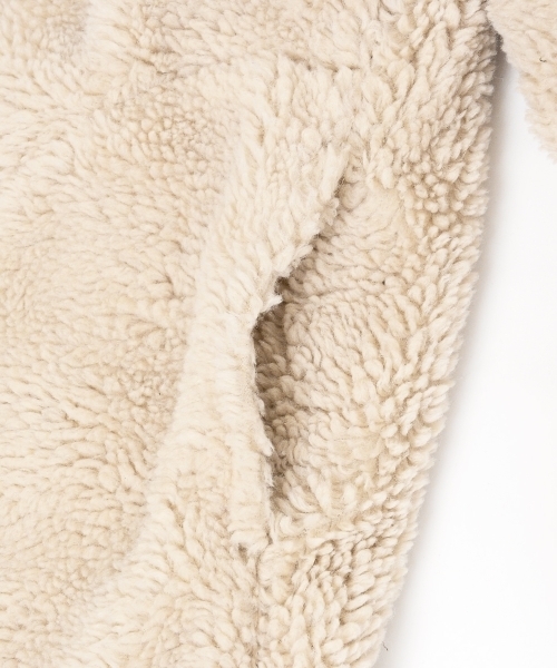 le.coeur blanc(ルクールブラン)の「ボア×キルティングリバーシブルコート(その他アウター・レディース・ブラック/アイボリー/カーキ・38)」の12枚目の写真