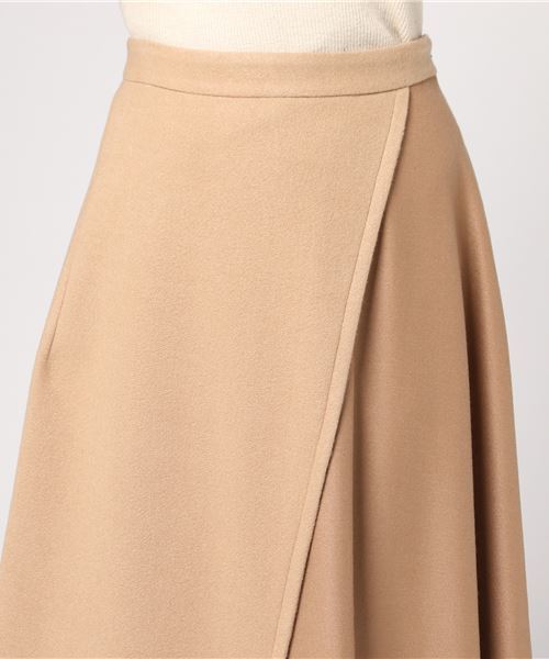 PEGGY LANA（ペギーラナ）の「Asymmetry Flare SK（スカート・レディース・ベージュ/イエロー系その他・1/2）」の7枚目の写真