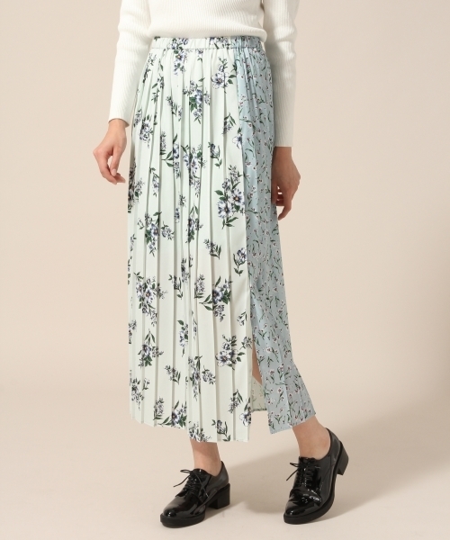 LOWRYS FARM（ローリーズファーム）の「ハナキリカエプリーツスカート　783105 （スカート・レディース・ネイビー/イエロー/ブルー・FREE）」の3枚目の写真