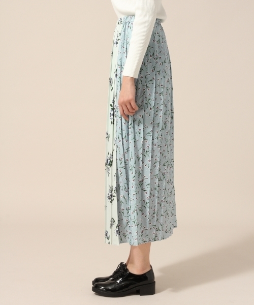 LOWRYS FARM（ローリーズファーム）の「ハナキリカエプリーツスカート　783105 （スカート・レディース・ネイビー/イエロー/ブルー・FREE）」の12枚目の写真