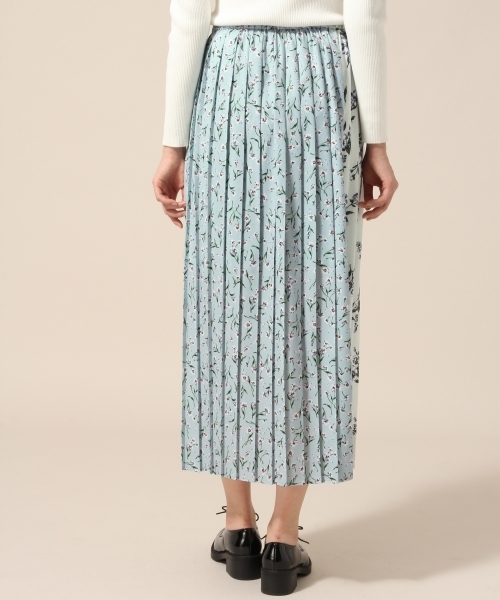 LOWRYS FARM（ローリーズファーム）の「ハナキリカエプリーツスカート　783105 （スカート・レディース・ネイビー/イエロー/ブルー・FREE）」の14枚目の写真