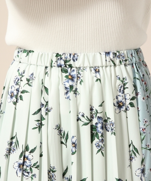 LOWRYS FARM（ローリーズファーム）の「ハナキリカエプリーツスカート　783105 （スカート・レディース・ネイビー/イエロー/ブルー・FREE）」の9枚目の写真