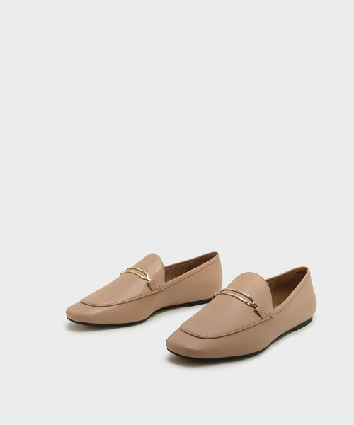 CHARLES & KEITH(チャールズ & キース)の「メタルディテールペニーローファー / METALLIC DETAIL PENNY LOAFERS(ローファー・レディース・ピンク/ライトベージュ/ブラック・25cm/23cm/24.5cm/22.5cm/23.5cm)」の7枚目の写真