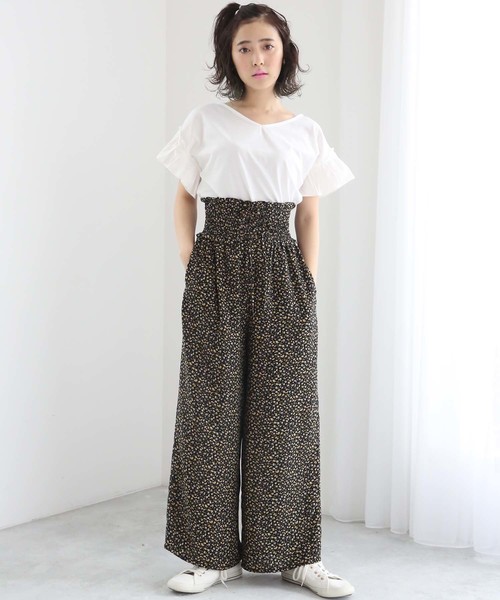 one after another NICE CLAUP(ワンアフターアナザーナイスクラップ)の「袖フリル切替えTシャツ(Tシャツ/カットソー・レディース・ベージュ/オフホワイト/サックスブルー/ラベンダー/スミクロ・FREE)」の10枚目の写真