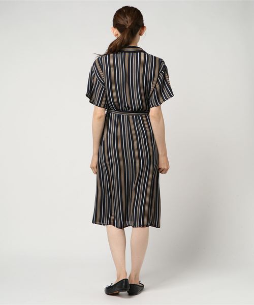 VENCEEXCHANGE（ヴァンスエクスチェンジ）の「ストライプシャツワンピース（シャツワンピース・レディース・オフホワイト/スカイブルー・M）」の4枚目の写真