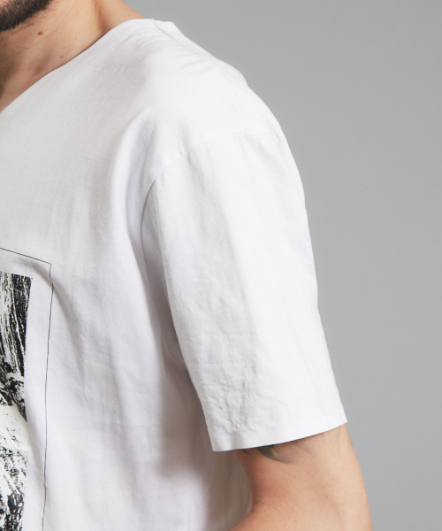 5351 POUR LES HOMMES(ゴーサンゴーイチプールオム)の「圧着マウンテンTシャツ(Tシャツ/カットソー・メンズ・ホワイト/ブラック・44/46/48/50)」の6枚目の写真