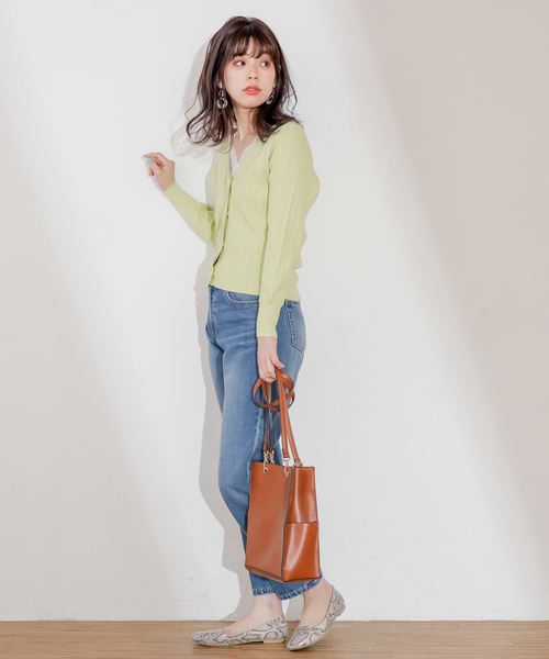 natural couture（ナチュラルクチュール）の「プチプラ金ボタンリブカーディガン（カーディガン/ボレロ・レディース・アイボリー/ベージュ/ライム/ネイビー/ラベンダー・FREE）」の12枚目の写真