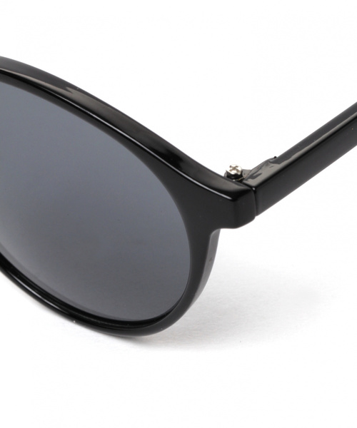 BAYFLOW(ベイフロー)の「ラウンドサングラス 19SS(サングラス・メンズ・ブラック/ブルー・FREE)」の6枚目の写真