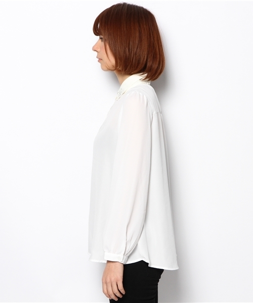 one after another NICE CLAUP（ワンアフターアナザーナイスクラップ）の「【ナイスクラップ】衿ビジューブラウス（シャツ/ブラウス・レディース・オフホワイト/ミント/ネイビー・FREE）」の5枚目の写真