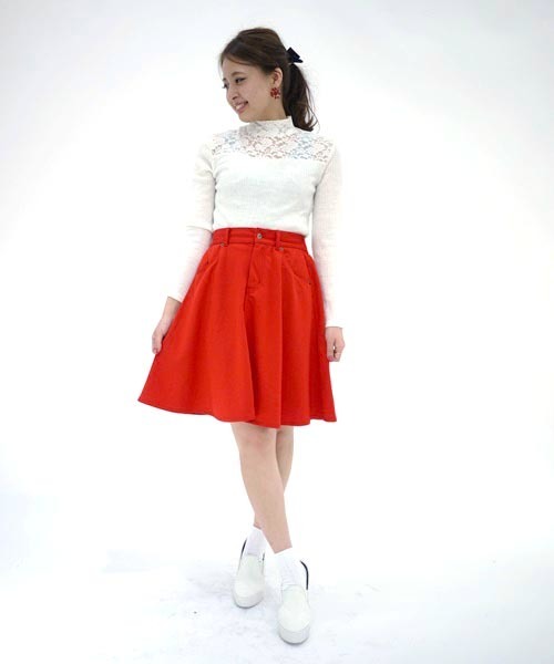 Chico(チコ)の「裏毛フレアスカート(スカート・レディース・アイボリー/グレー/レッド/ネイビー・FREE)」の4枚目の写真