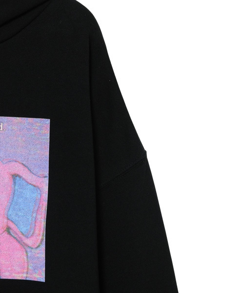 Candy Stripper（キャンディストリッパー）の「SCENE OF SNACKING SWEAT HOODIE（パーカー・レディース・ブラック/ベージュ/パープル/ピンク/アイボリー・2）」の10枚目の写真