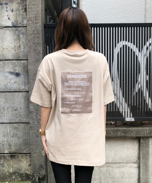 ENVYM（アンビー）の「バックラベルビッグＴｅｅ（Tシャツ/カットソー・レディース・ホワイト/ブラック/ベージュ/ピンク・FREE）」の15枚目の写真