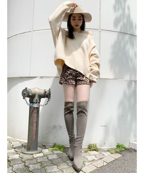 GYDA(ジェイダ)の「カラーグラフィックニット トップス(ニット/セーター・レディース・アイボリー/ブラック/マスタード/ブラウン・FREE)」の5枚目の写真