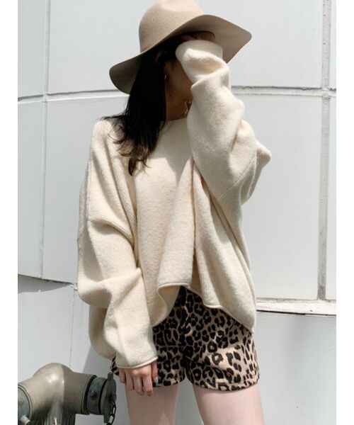 GYDA(ジェイダ)の「カラーグラフィックニット トップス(ニット/セーター・レディース・アイボリー/ブラック/マスタード/ブラウン・FREE)」の6枚目の写真