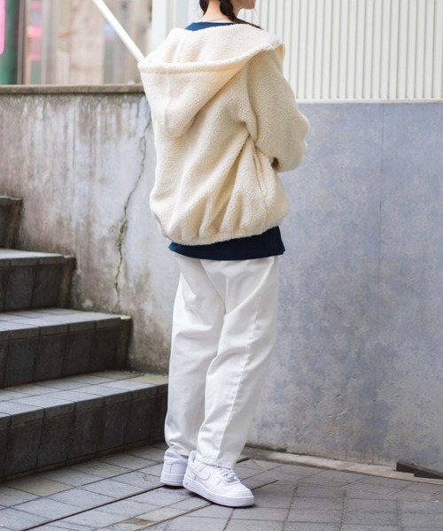 WEGO（ウィゴー）の「WEGO/フードボアブルゾン（ブルゾン・レディース・ホワイト/ベージュ/パープル/ホワイト系その他/サックスブルー・SMALL/MEDIUM）」の6枚目の写真