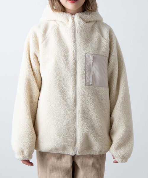 WEGO（ウィゴー）の「WEGO/フードボアブルゾン（ブルゾン・レディース・ホワイト/ベージュ/パープル/ホワイト系その他/サックスブルー・SMALL/MEDIUM）」の15枚目の写真