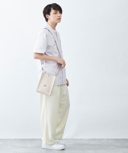 Kappa(カッパ)の「Kappa / カッパ 別注 ロゴ シンセティックレザー スクエア ミニ ショルダーバッグ(ショルダーバッグ・メンズ・グレイッシュベージュ/ダークブラウン/ブラック・FREE)」の11枚目の写真