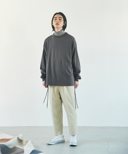 EMMA CLOTHES（エマクローズ）の「ビッグシルエット サイドレース ルーズスリーブ ポンチライトスウェットEMMA CLOTHES（スウェット・メンズ・チャコール/グレイッシュベージュ/ホワイト・FREE）」の6枚目の写真