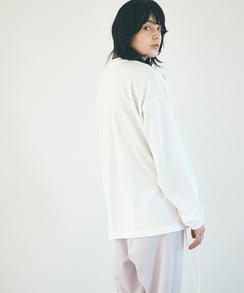 EMMA CLOTHES（エマクローズ）の「ビッグシルエット サイドレース ルーズスリーブ ポンチライトスウェットEMMA CLOTHES（スウェット・メンズ・チャコール/グレイッシュベージュ/ホワイト・FREE）」の14枚目の写真