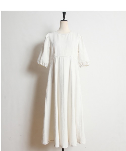 &. NOSTALGIA（アンドドットノスタルジア）の「デニムステッチワンピース（ワンピース・レディース・ホワイト/インディゴブルー・FREE）」の5枚目の写真