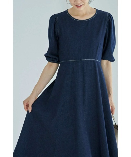 &. NOSTALGIA（アンドドットノスタルジア）の「デニムステッチワンピース（ワンピース・レディース・ホワイト/インディゴブルー・FREE）」の21枚目の写真