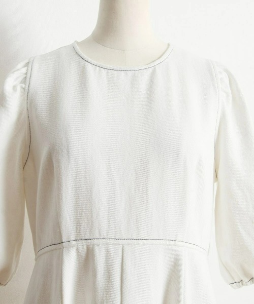 &. NOSTALGIA（アンドドットノスタルジア）の「デニムステッチワンピース（ワンピース・レディース・ホワイト/インディゴブルー・FREE）」の17枚目の写真