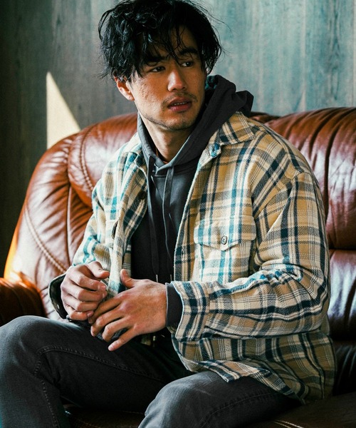 BAYFLOW(ベイフロー)の「カリフォルニアチェックシャツ(シャツ/ブラウス・メンズ・ベージュ/マルーン/オリーブ・MEDIUM/LARGE)」の17枚目の写真