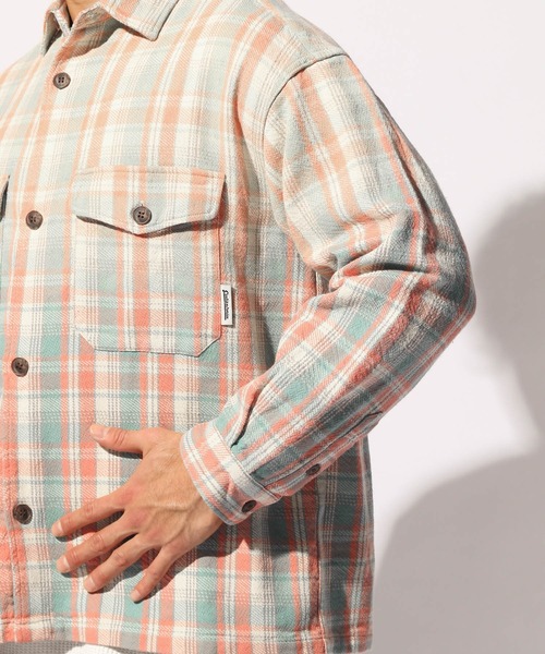 BAYFLOW(ベイフロー)の「カリフォルニアチェックシャツ(シャツ/ブラウス・メンズ・ベージュ/マルーン/オリーブ・MEDIUM/LARGE)」の7枚目の写真