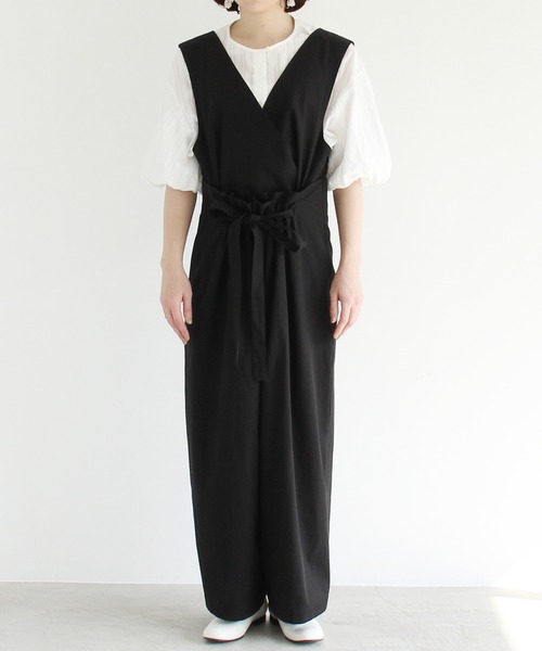 yuni（ユニ　）の「強撚コットン/ギャバ サロペット（サロペット/オーバーオール・レディース・ブラック/ベージュ/アイボリー・FREE）」の7枚目の写真